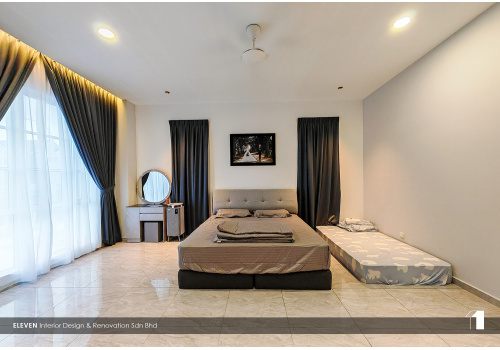 eleven_watermark28_1358209068